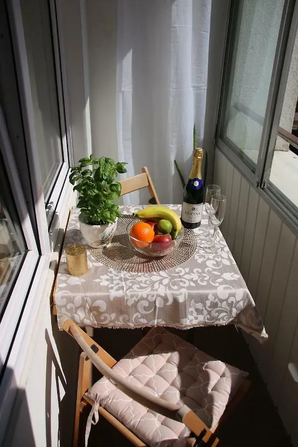 Stylish And Spacious By Cooee Apartments Warsaw